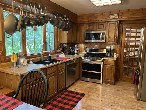 361 S Hickory Ave, Bartlett, IL 60103 photo 8
