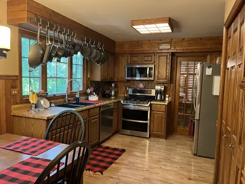 361 S Hickory Ave, Bartlett, IL 60103 photo 7