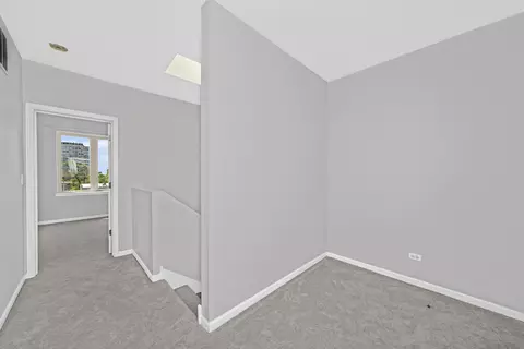Bedroom - 406 E 46th St #B4, Chicago, IL 60653 photo 9 of 12