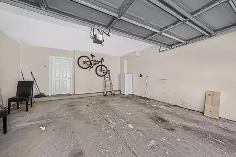 Other - 406 E 46th St #B4, Chicago, IL 60653 photo 1 of 5
