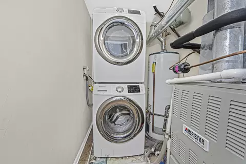 Other - 406 E 46th St #B4, Chicago, IL 60653 photo 4 of 5