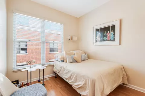 844 W 15th Pl, Chicago, IL 60608 photo 26