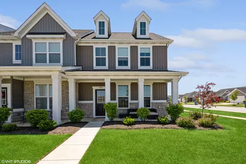 903 E 117th Ln, Crown Point, IN 46307