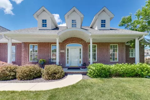 Exterior - 16030 Emerald Ct, Bloomington, IL 61705 photo 1 of 16