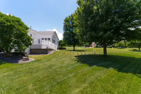 Exterior - 16030 Emerald Ct, Bloomington, IL 61705 photo 14 of 16