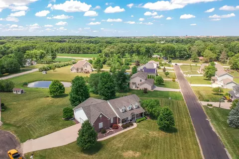 View/Area - 16030 Emerald Ct, Bloomington, IL 61705 photo 2 of 5