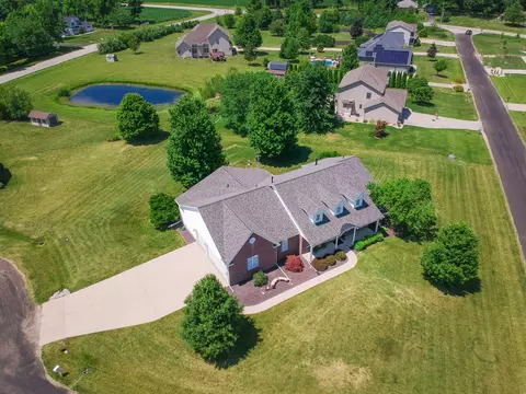 View/Area - 16030 Emerald Ct, Bloomington, IL 61705 photo 4 of 5