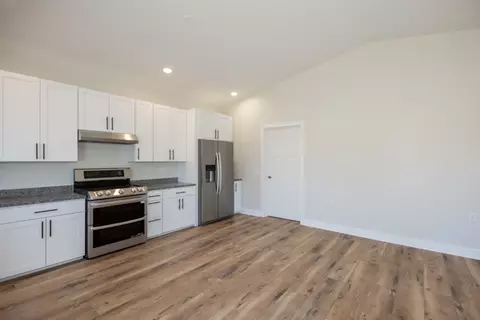 403 S 5th St, Malta, IL 60150 photo 4