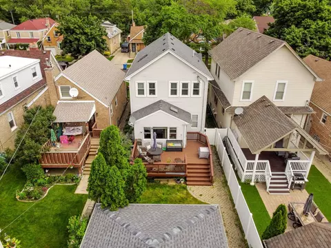 6040 N Menard Ave, Chicago, IL 60646