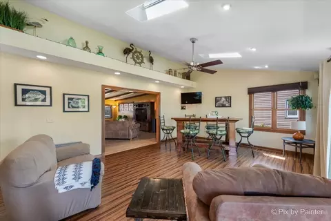 806 S Riverside Dr, Mchenry, IL 60050 photo 14