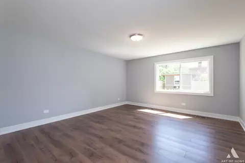 Living - 8523 Mcvicker Ave, Burbank, IL 60459 photo 11 of 12