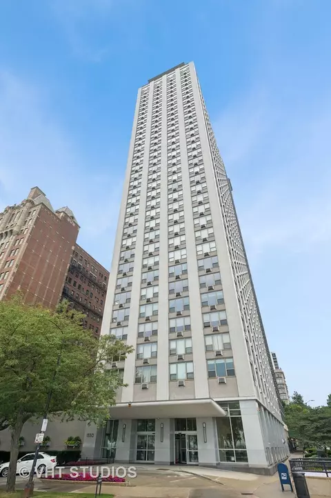 1550 N Lake Shore Dr #2C, Chicago, IL 60610