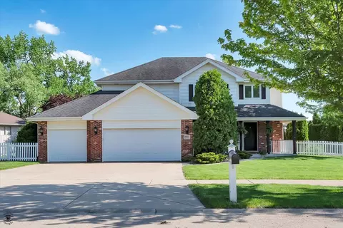 9801 Sorenson Ct, Mokena, IL 60448