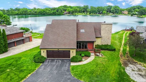 13715 S Lake Dr, Plainfield, IL 60544 photo 7