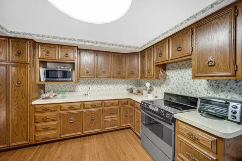 13715 S Lake Dr, Plainfield, IL 60544 photo 17