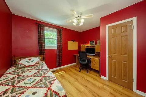 2103 Robin Ln, Rolling Meadows, IL 60008 photo 8