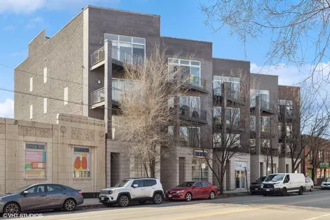 2621 W Chicago Ave #4, Chicago, IL 60622