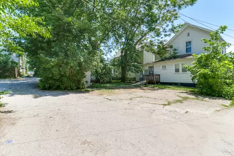 706 E Monroe St, Bloomington, IL 61701 photo 27