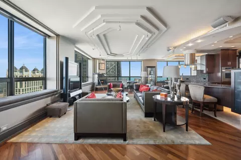 180 E Pearson St #7201, Chicago, IL 60611 photo 4