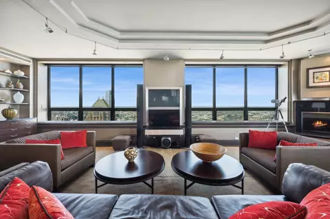 180 E Pearson St #7201, Chicago, IL 60611 photo 6