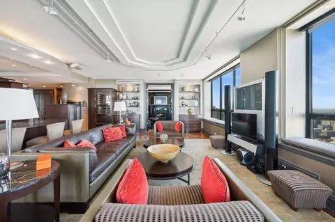 180 E Pearson St #7201, Chicago, IL 60611 photo 5