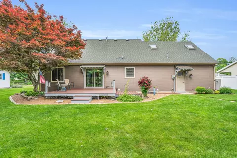 Exterior - 501 E Cedar Ln, Monticello, IL 61856 photo 5 of 13