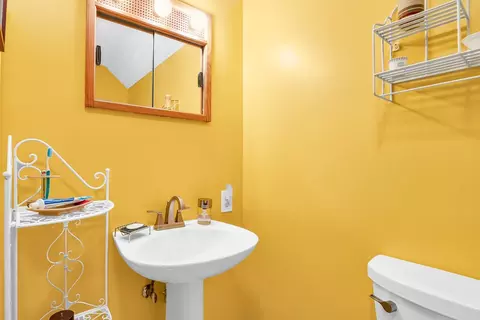 Bath - 501 E Cedar Ln, Monticello, IL 61856 photo 2 of 2