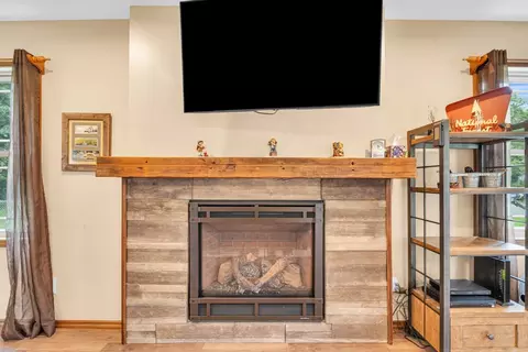 Living - 501 E Cedar Ln, Monticello, IL 61856 photo 4 of 4