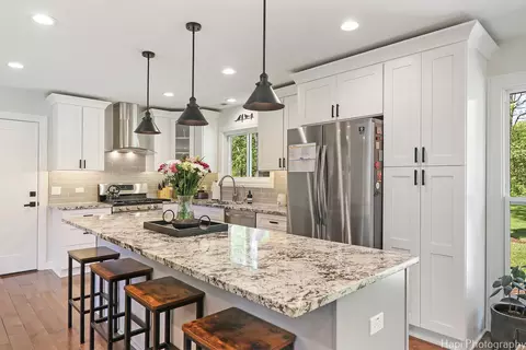 Kitchen - 116 Sharon Dr, Sleepy Hollow, IL 60118 photo 2 of 3