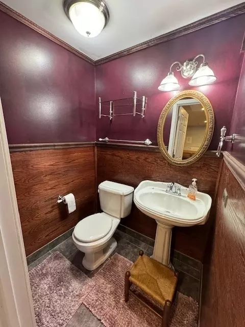 Bath - 149 E Old Mill Trl, Antioch, IL 60002 photo 6 of 6