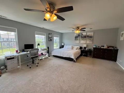 Bedroom - 149 E Old Mill Trl, Antioch, IL 60002 photo 2 of 5