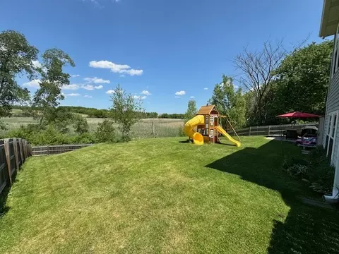 Exterior - 149 E Old Mill Trl, Antioch, IL 60002 photo 6 of 9