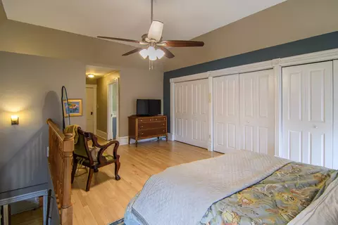 Bedroom - 21 N Porter St, Elgin, IL 60120 photo 2 of 4