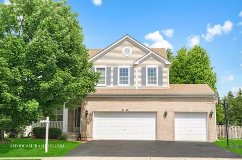 2186 Grand Pointe Trl, Aurora, IL 60504