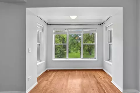 Living - 700 E 51st St #2W, Chicago, IL 60615 photo 3 of 4