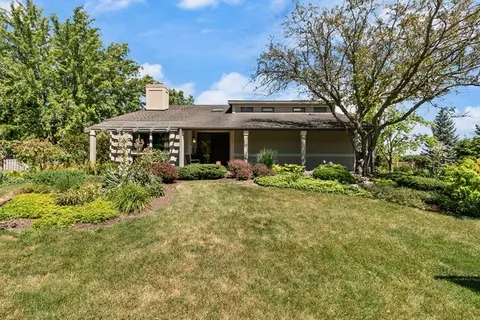 5925 Lyman Ave, Downers Grove, IL 60516