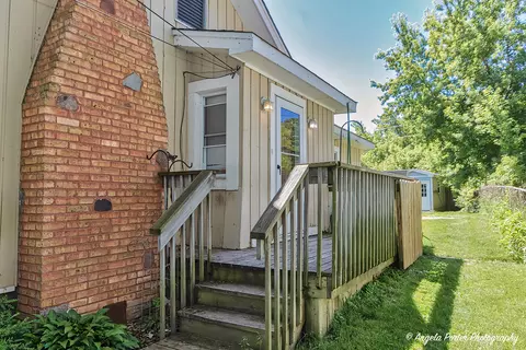 26357 W Blackhawk Ave, Ingleside, IL 60041 photo 2