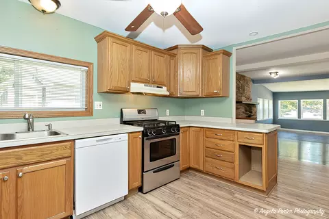26357 W Blackhawk Ave, Ingleside, IL 60041 photo 5