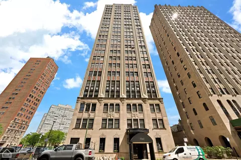 1640 E 50th St #16A, Chicago, IL 60615
