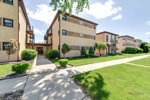 2433 N 77th Ct #3E, Elmwood Park, IL 60707