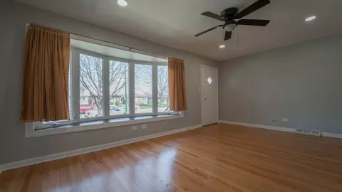 2907 E 130th St, Chicago, IL 60633 photo 4