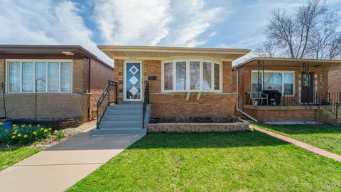 2907 E 130th St, Chicago, IL 60633