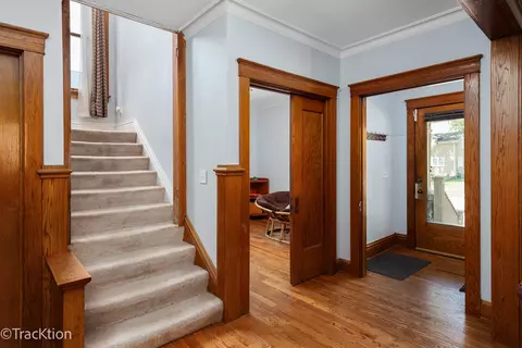 Entry Way - 431 Blackhawk St, Aurora, IL 60506 photo 1 of 3