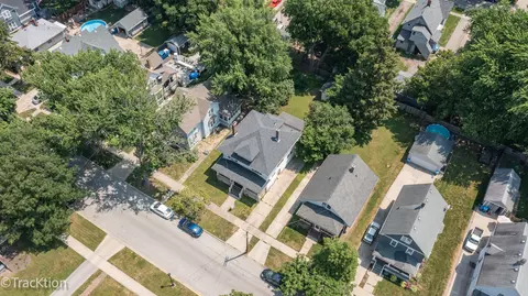 View/Area - 431 Blackhawk St, Aurora, IL 60506 photo 1 of 2