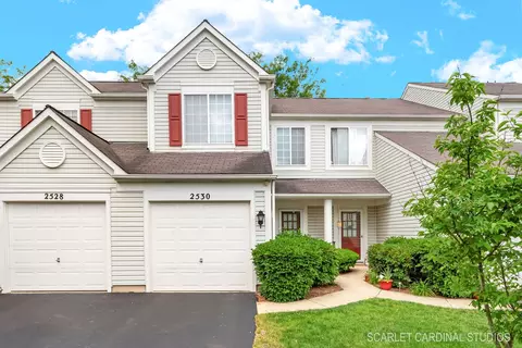 2530 Bordeaux Ln, Naperville, IL 60540