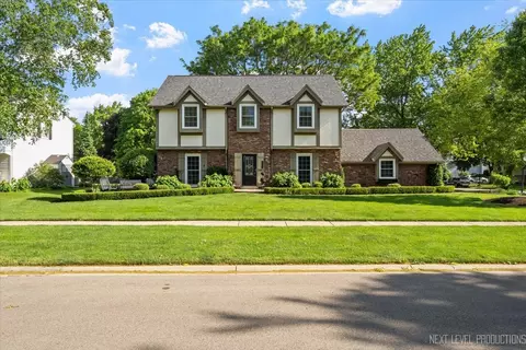 2257 Sudbury Ln, Geneva, IL 60134