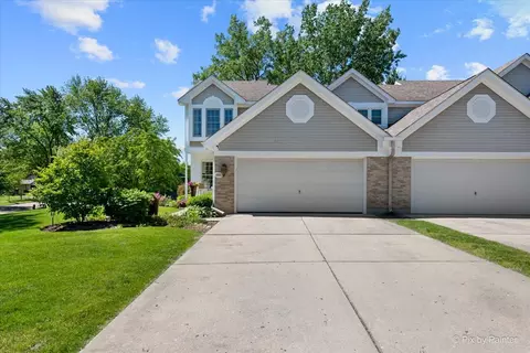 988 Sutherland Dr, Crystal Lake, IL 60014
