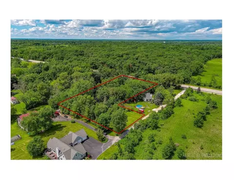 28 W185 Geneva Rd, West Chicago, IL 60185