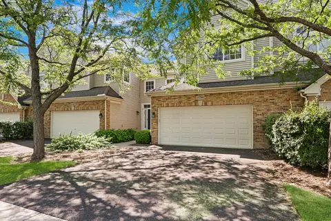 1784 Kelberg Ave, Hoffman Estates, IL 60192