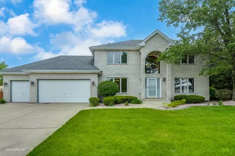 19743 Stonehenge Dr, Mokena, IL 60448